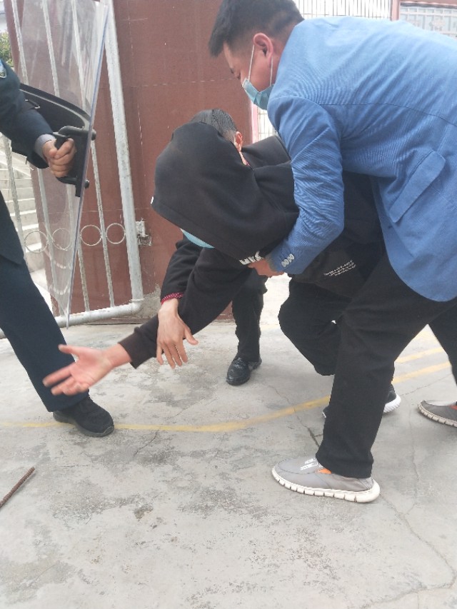 水汶镇中心小学防暴反恐演练,城关第二小学反恐防暴演练