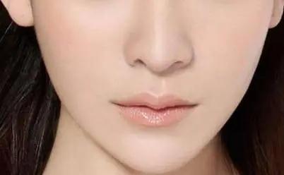 下巴出来了脸型会变好看吗,下巴对颜值有多重要呢