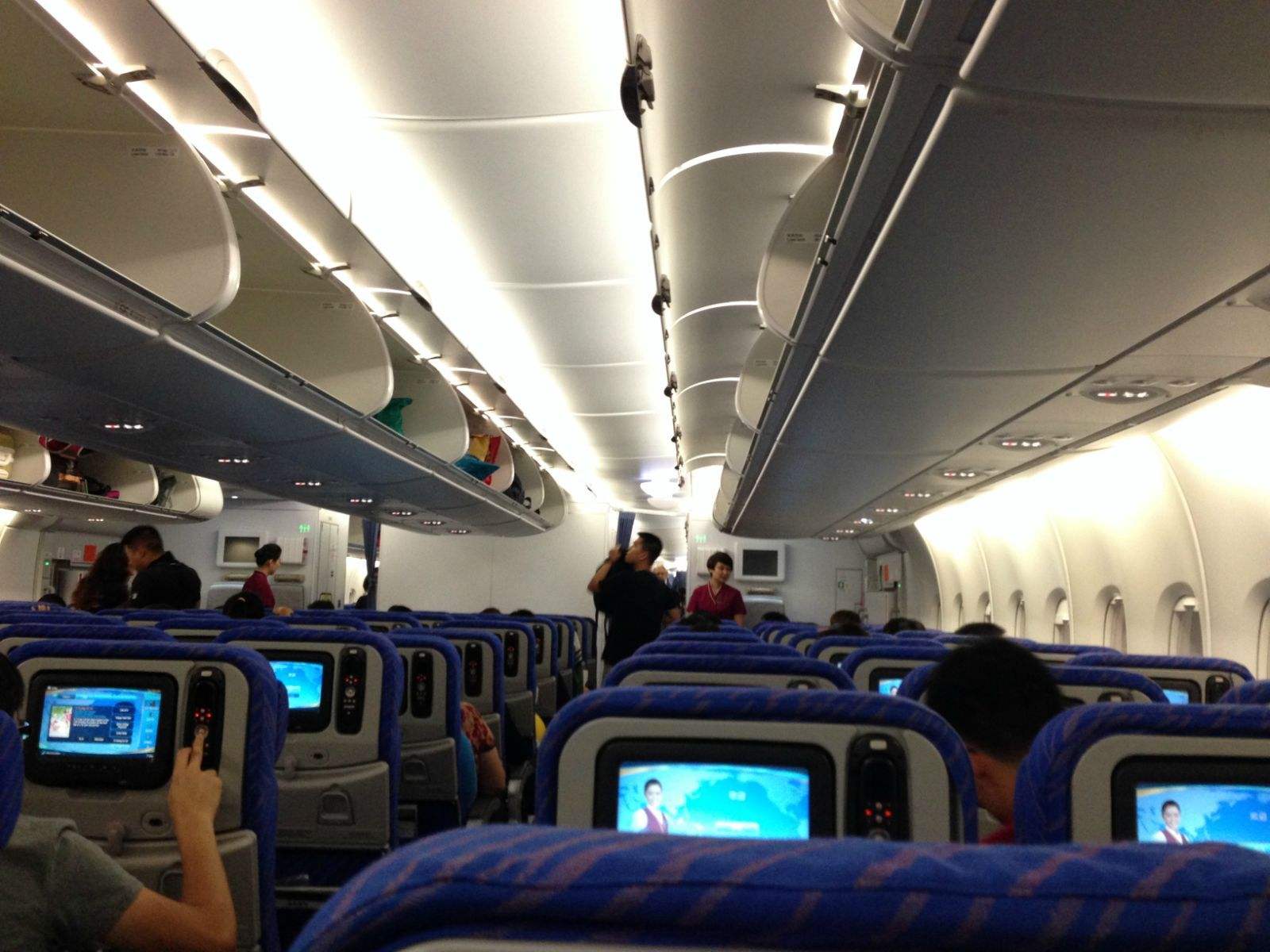 南航坐飞机选座位怎么操作,南航优先登机规则