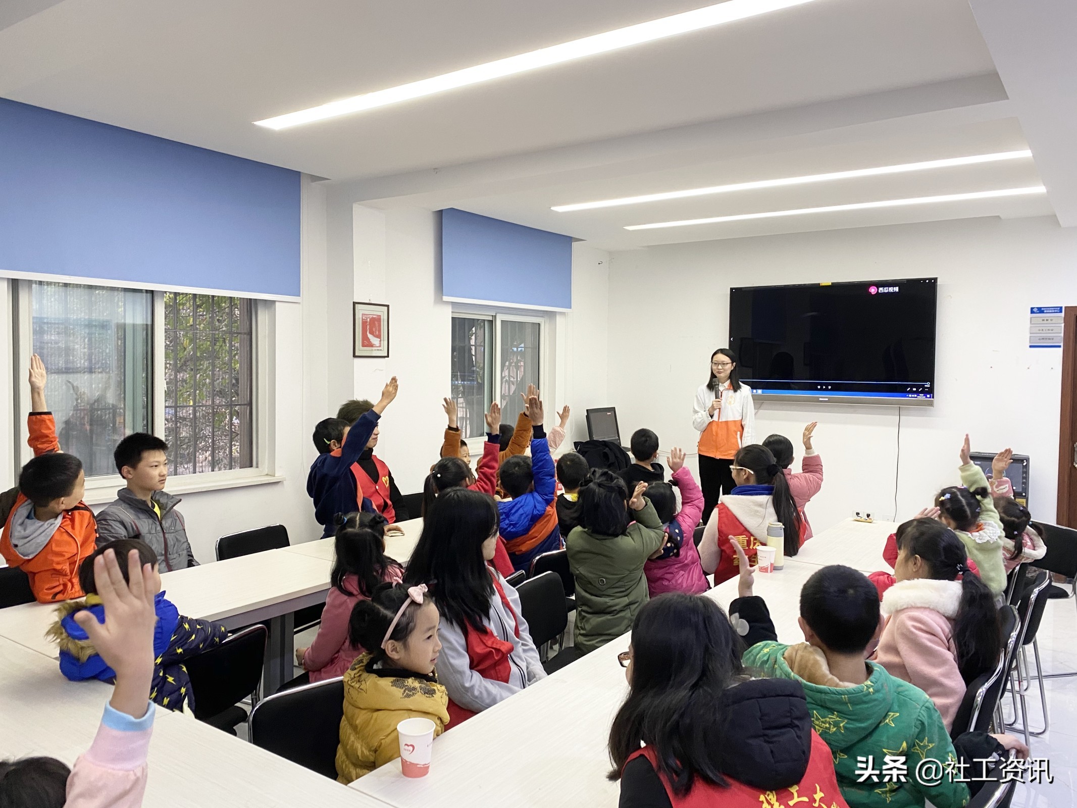 堰兴社区青少年之家开展“中国传统文化之四大发明”主题课堂活动