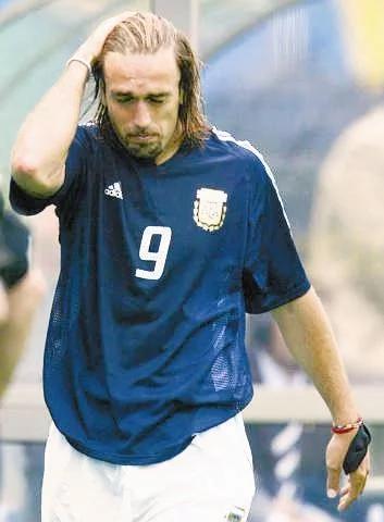 世界足坛十大悲情巨星之劳尔,世界历史十大悲情英雄