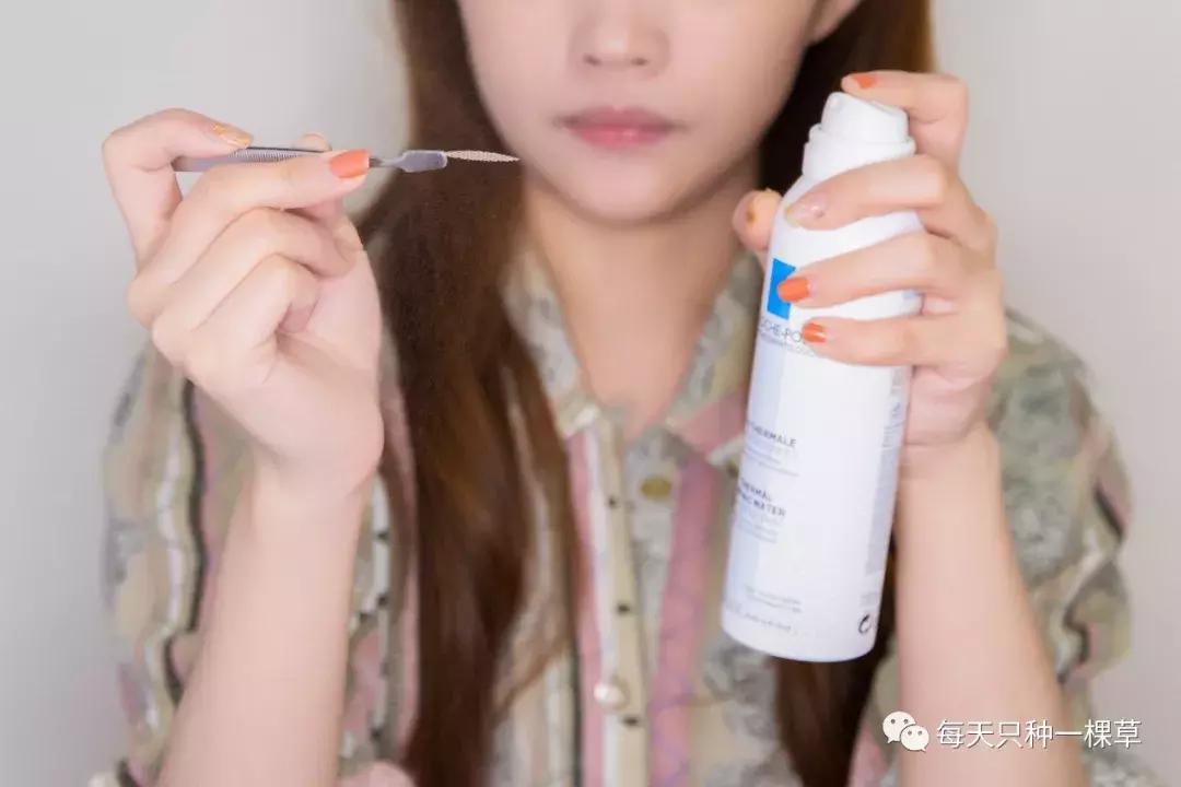 不动刀也能拥有完美五官,欧阳娜娜同款细框眼镜