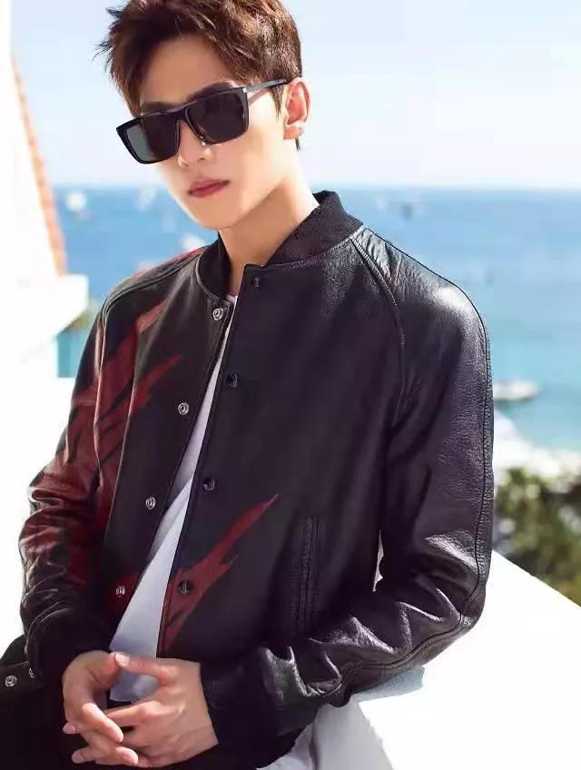 世界十大奢侈品眼镜框,奢侈品眼镜品牌排行价格