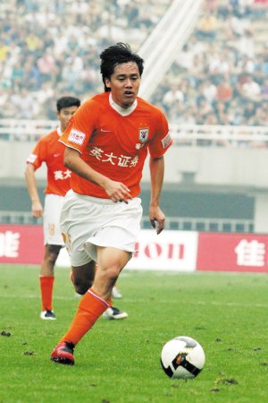 鲁能前队长,前鲁能主教练