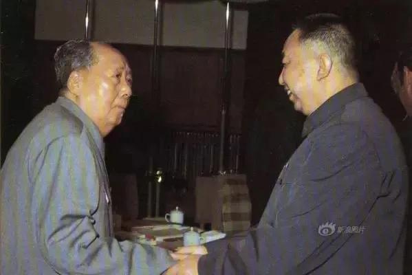 126张照片缅怀毛主席一生!