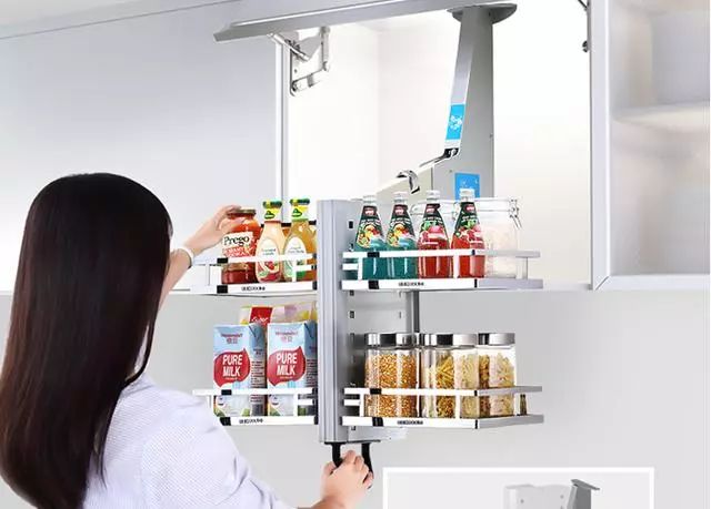 橱柜高度不够放不了净水器,橱柜太高了够不着