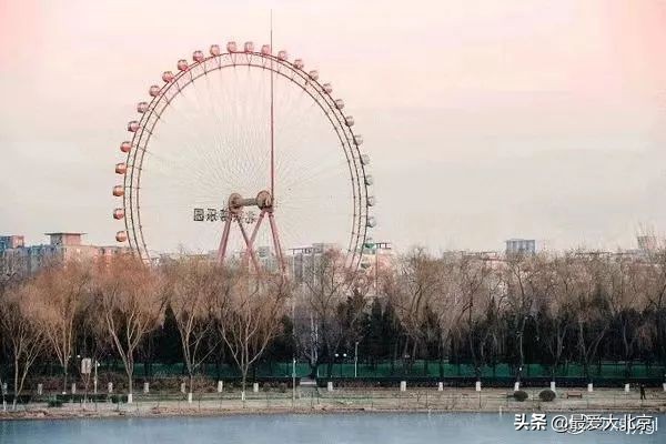 龙潭湖中湖公园游乐场摩天轮攻略,近期龙潭中湖摩天轮什么时候亮灯