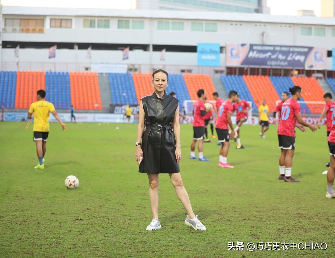 泰国亿万富翁的女继承人努尔曼·拉姆萨姆，她说：足球给了她激情