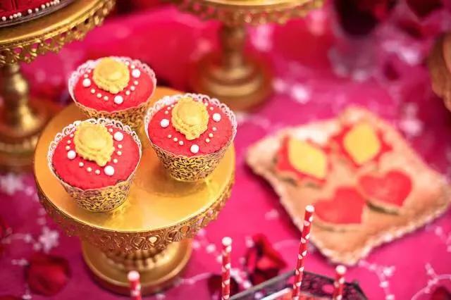 甜品易胖,甜品容易让人衰老