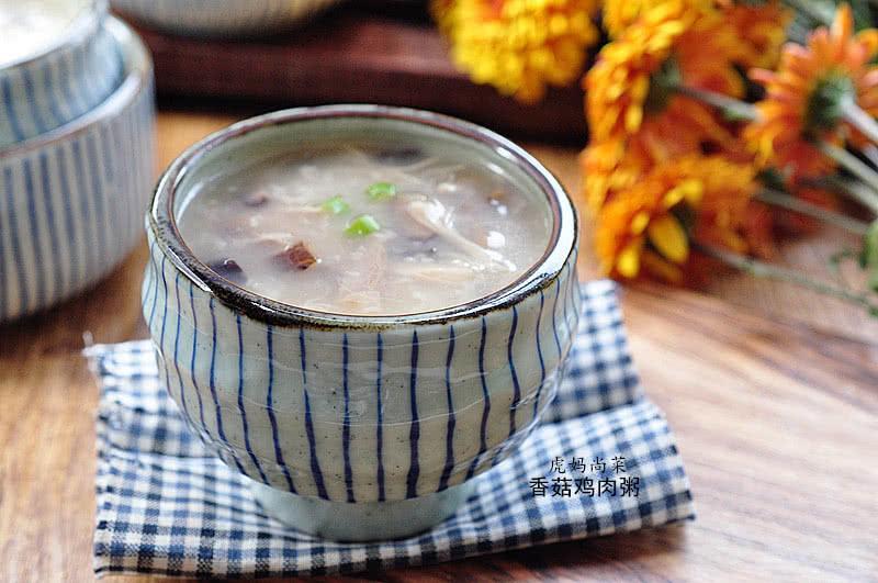 香菇的家常做法简单做法,鲜嫩多汁的红烧香菇简单易上手