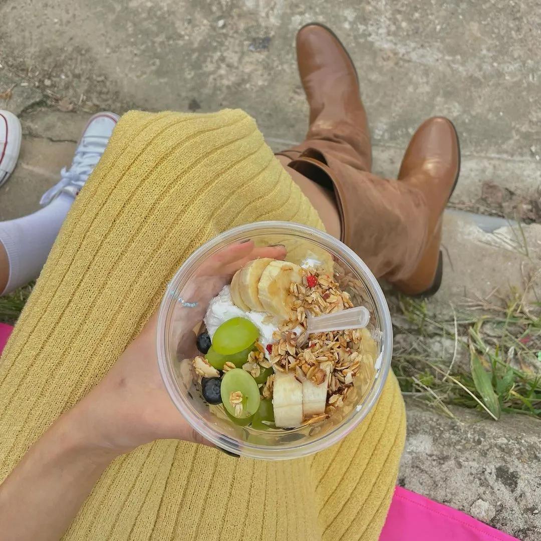 气质针织秋冬穿搭一整套,明星同款针织衫日常穿搭