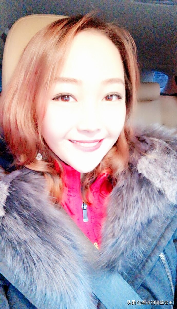 她的运动生涯太坎坷！离婚后自己带女儿，现与大5岁的男友很甜蜜