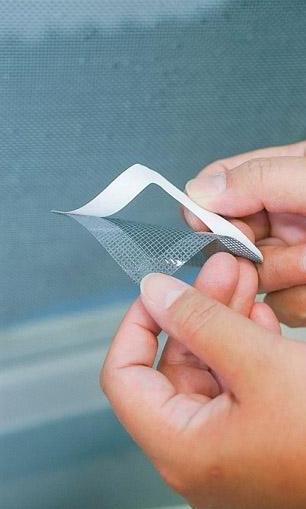 纱窗上的小洞怎么去除,纱窗有个窟窿怎么治