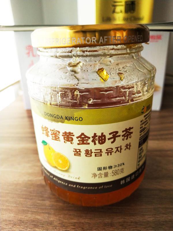 柠檬搭配什么煮水喝美容养颜,柠檬干和什么泡水好喝美容养颜