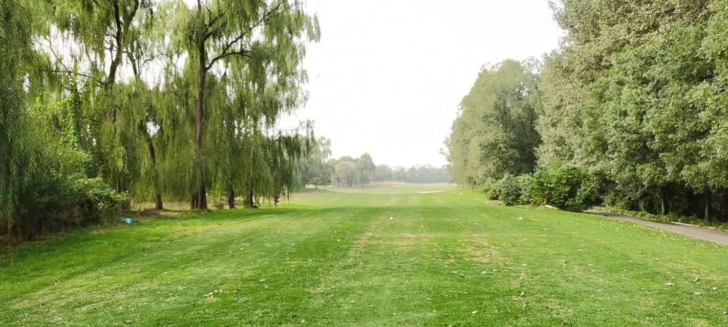 北京cbd国际高尔夫球场,北京金帝高尔夫球场