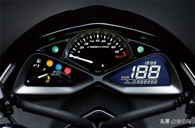 雅马哈小绵羊125摩托车踏板,雅马哈小绵羊踏板车