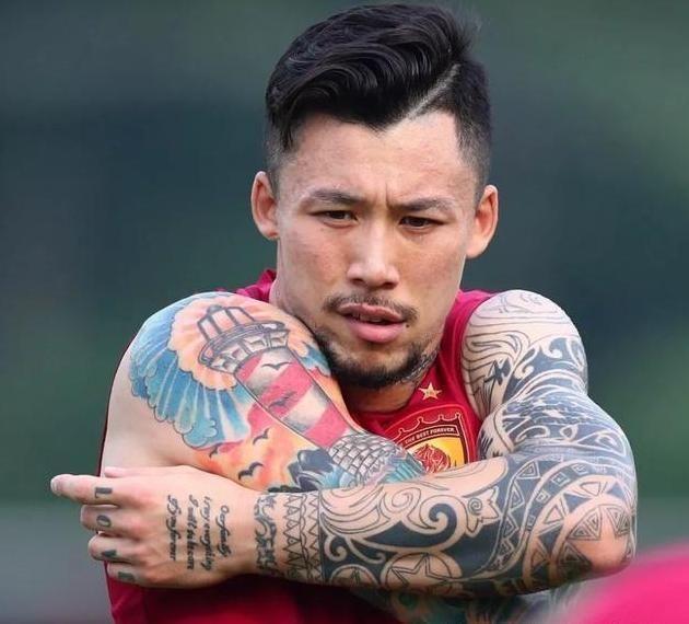 运动员有纹身的有谁,哪个运动员身上有纹身