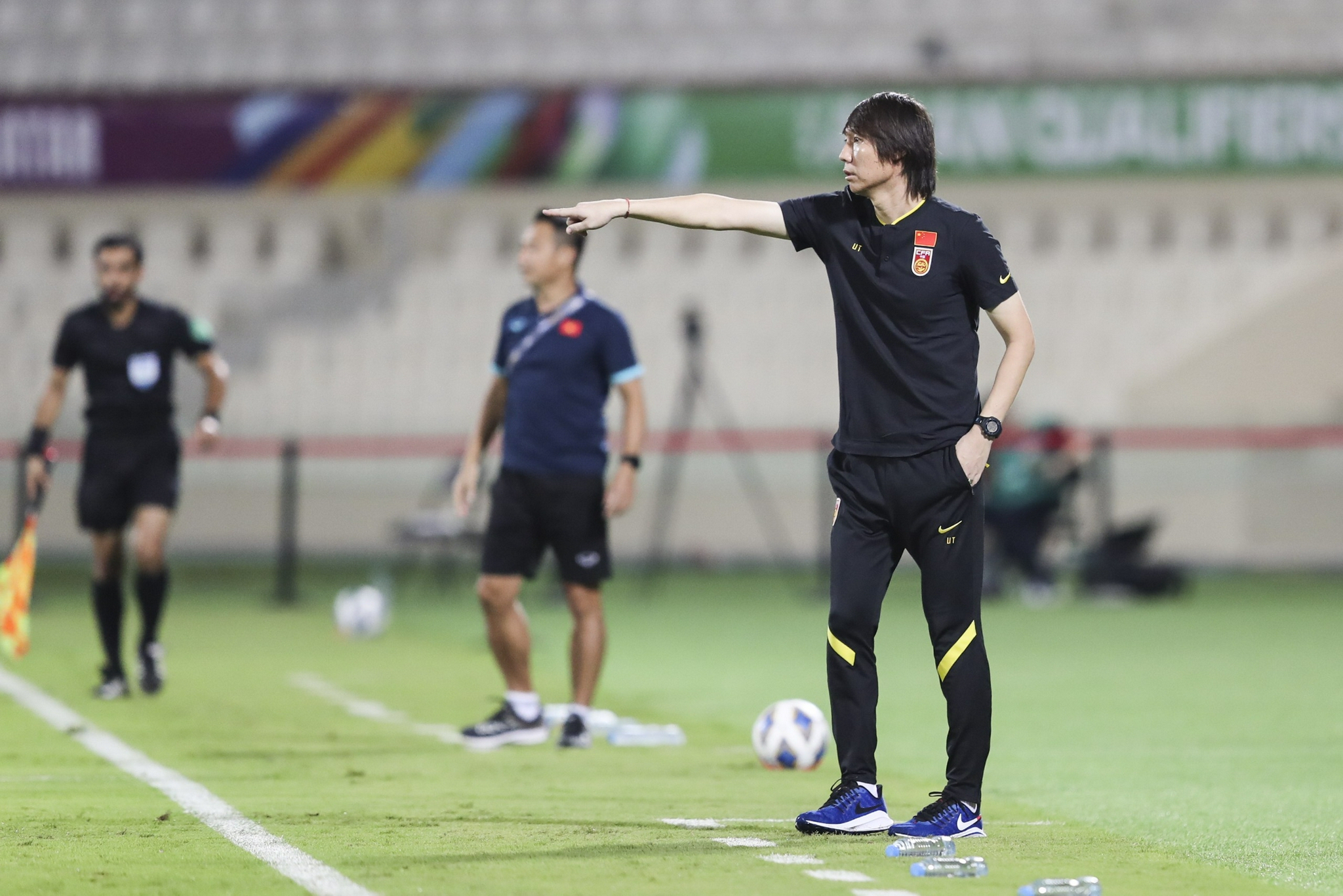 国足输了外国网友表现,国足10:1马尔代夫为什么还要被骂