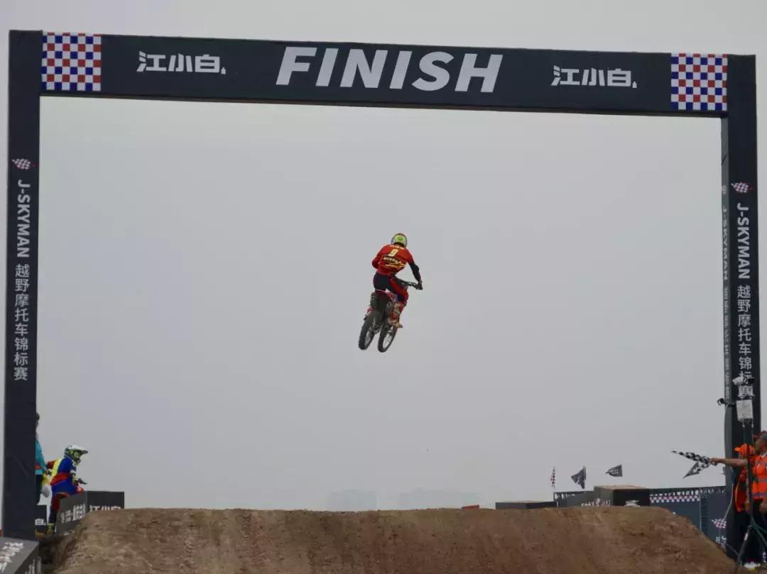 中国顶级越野摩托赛事,场面堪比kpl