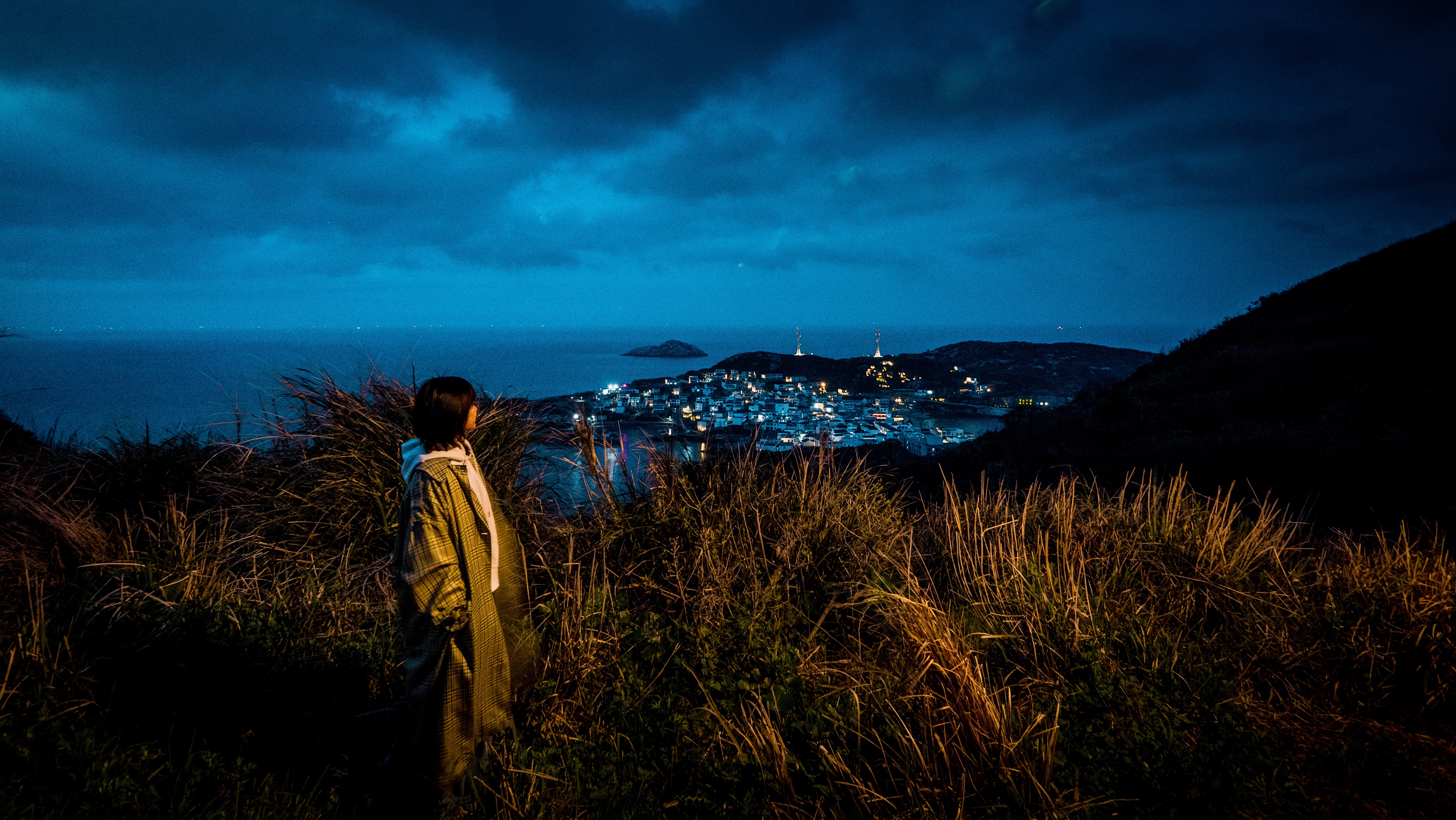 圣托里尼海岛旅游攻略,圣托里尼的绝美海岛