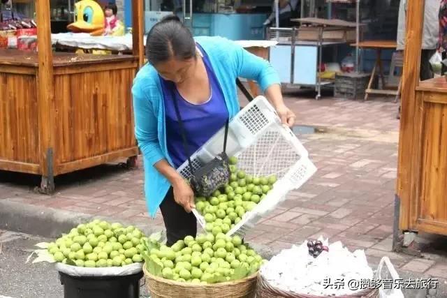 汶川三宝有哪些,汶川三宝市场枇杷