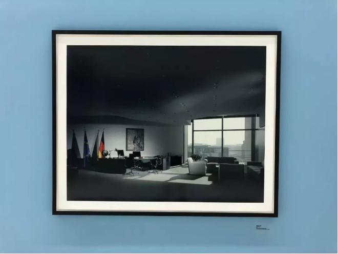 帝国的转身：默克尔的“肖像”