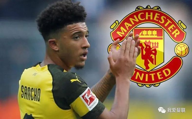 超红飞翼被喊加盟曼联！合影签名笑而不语，被标价1.4亿欧元