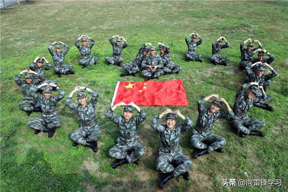 当了12年兵荣立两个三等功有多难,当上等兵的资格