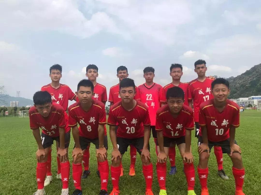 成都棠外u13足球队,四川足球赢国足