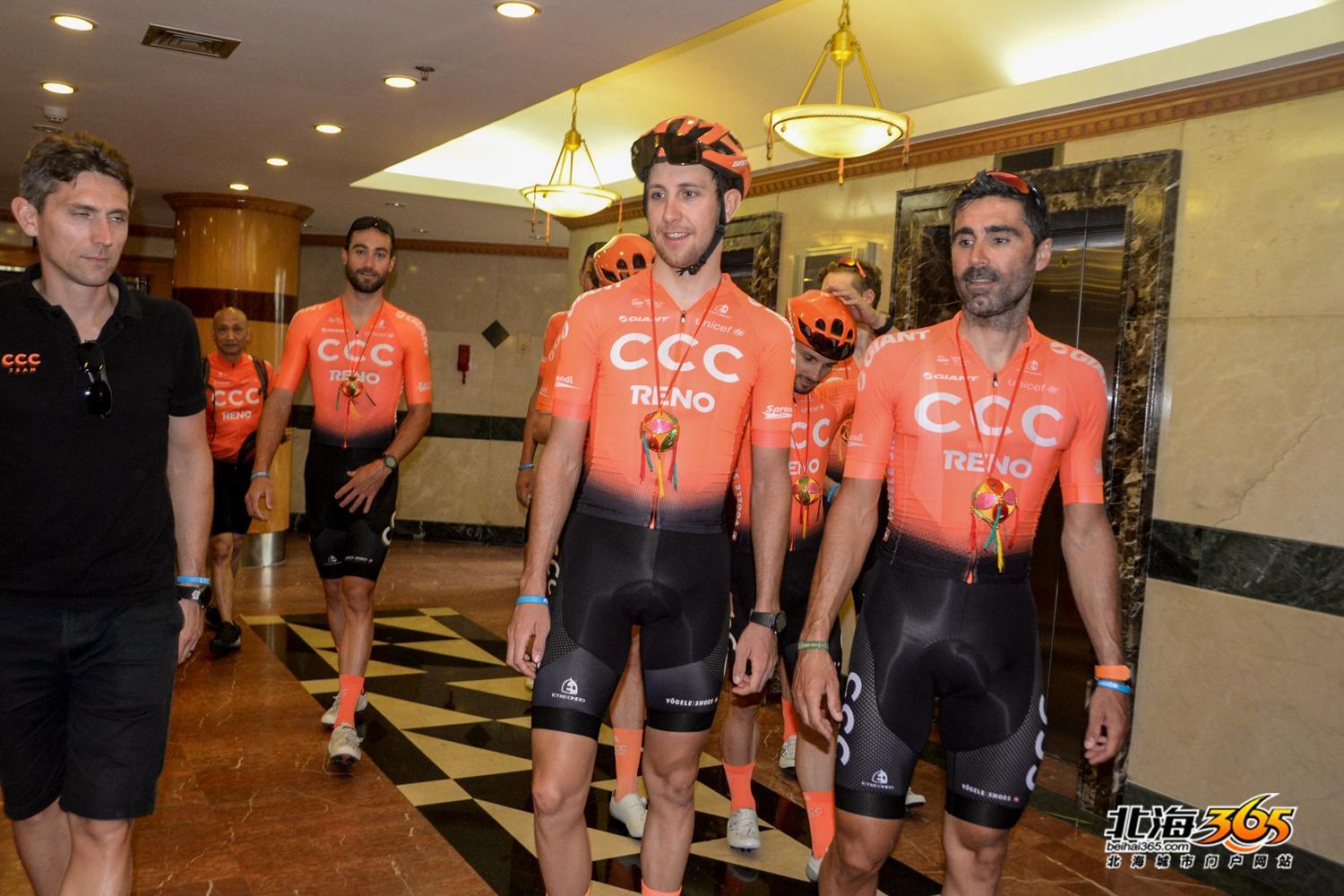 零距离接触环广西明星车手，个个一米八五，人靓身材好（多图）