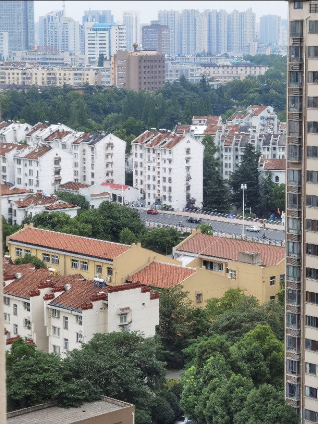 琥珀龙虾一条街价格,贵池路龙虾一条街