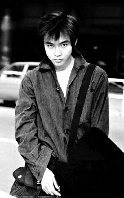 从“美少年”到“蜡像人”，他经历了什么，那场意外该怪谁呢？