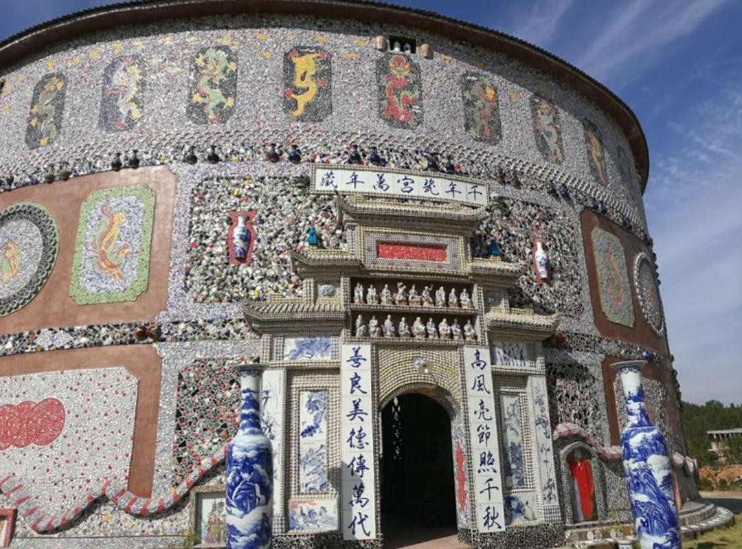 91岁老奶奶打造一座千年瓷宫,80岁老人打造千年瓷宫在哪