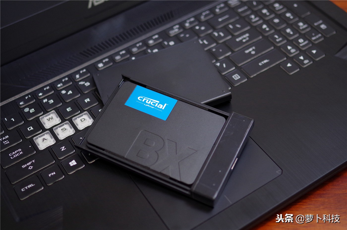 英睿达BX500SSD评测，程序秒开系统打鸡血，入手不亏