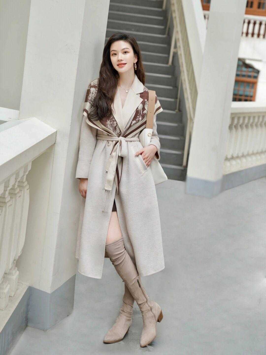 大衣穿不出来,短款收腰大衣好搭