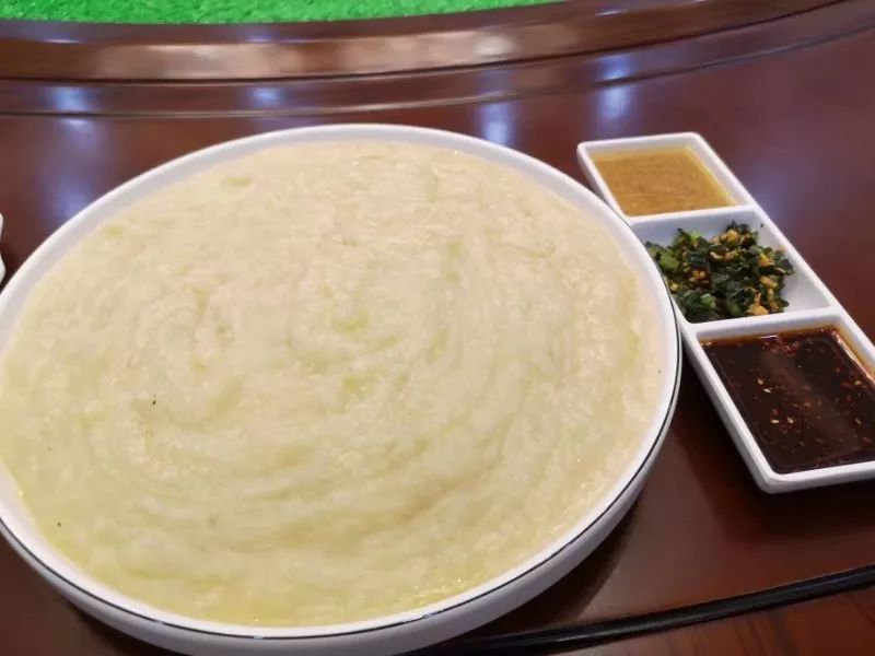 *疆新**早餐美|三步一娜扎，五步一热巴