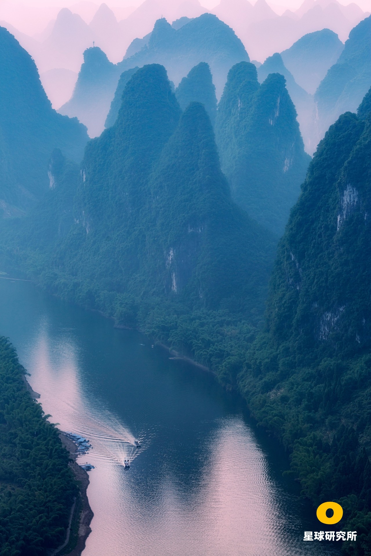 中国南方喀斯特的组成,中国南方喀斯特地貌原因