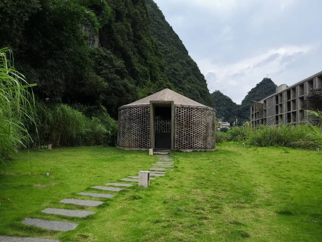 桂林阳朔糖厂改造酒店,阳朔老糖厂酒店