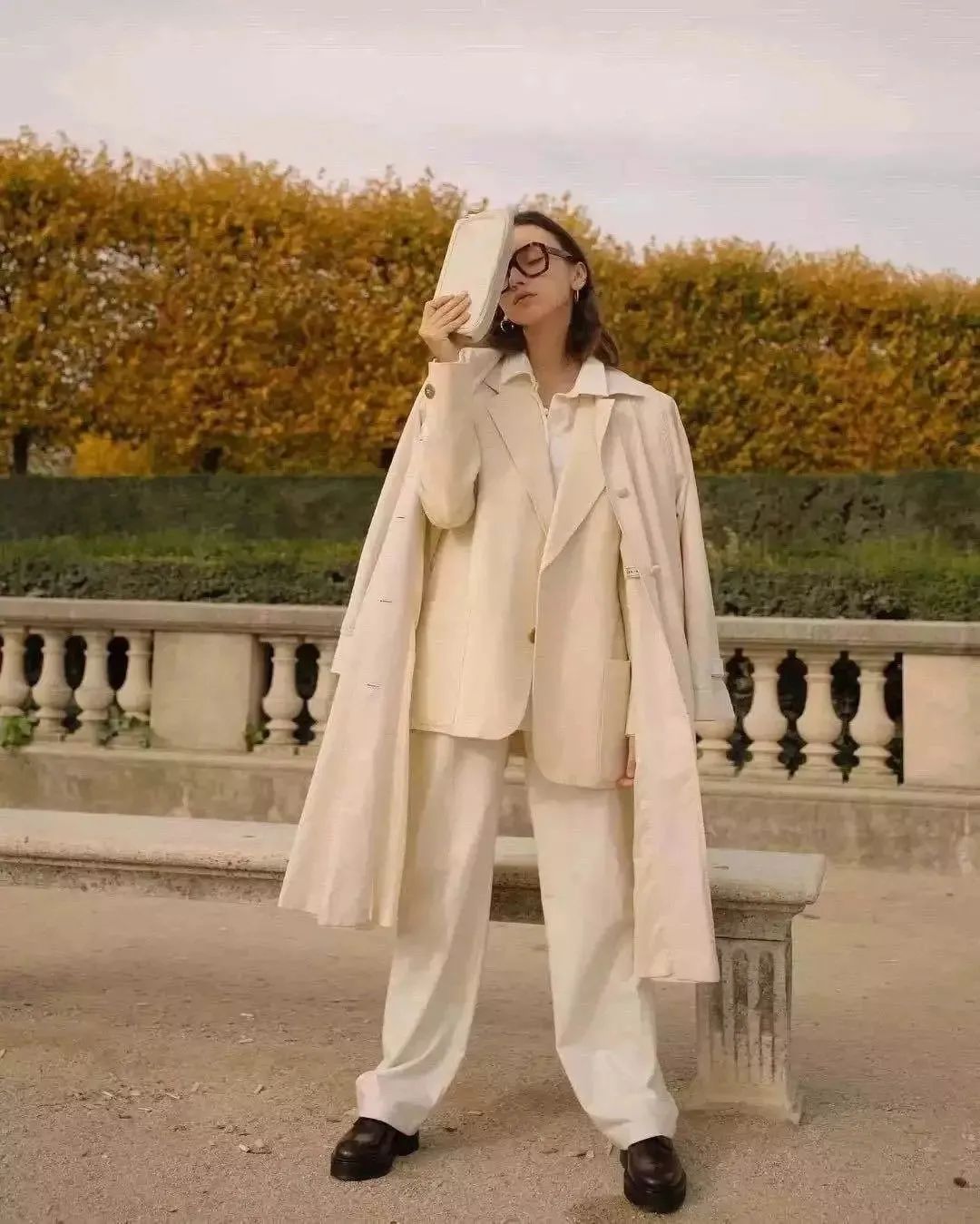 你还在买这么贵的大衣吗,买了件比较贵的大衣有些后悔