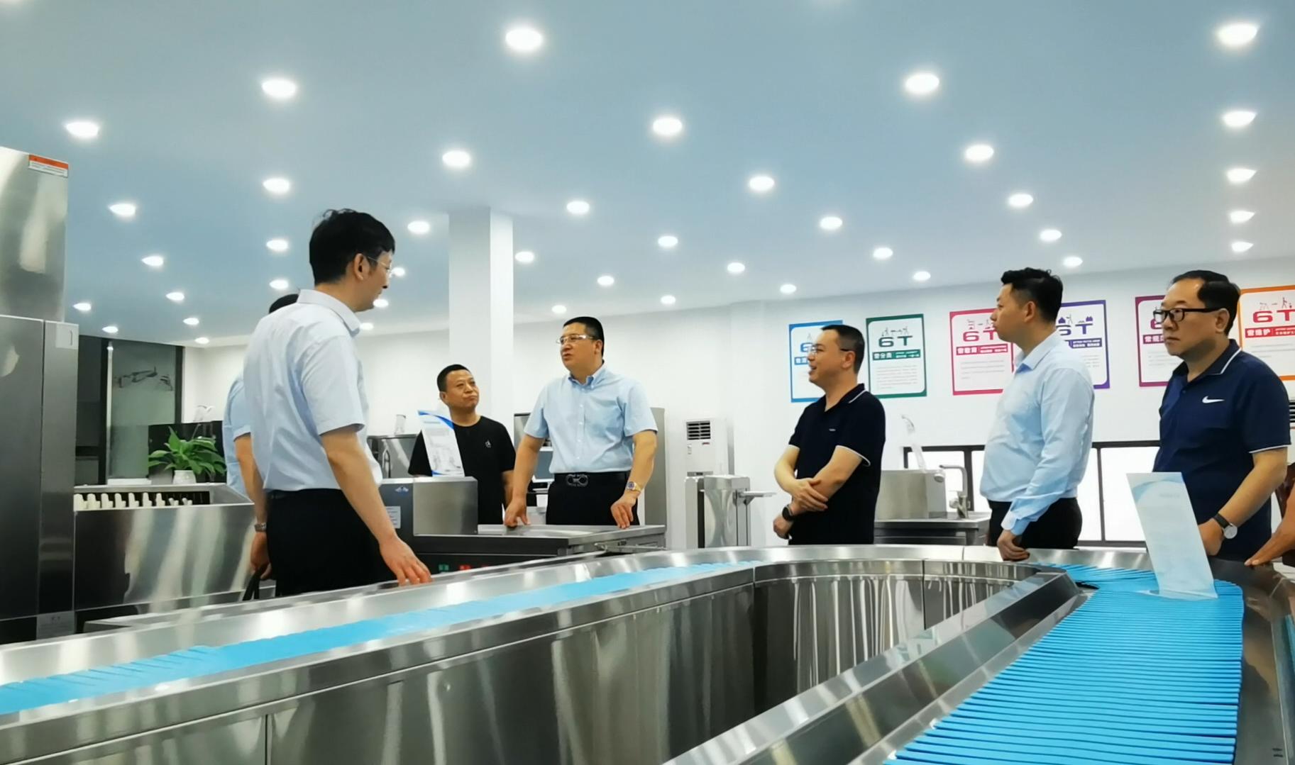 让厨房美好起来——讲述上海翼捷集团董事长张东平的创业故事