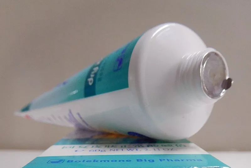 擦手霜保湿干裂起皮,冬季手干裂粗糙小妙招