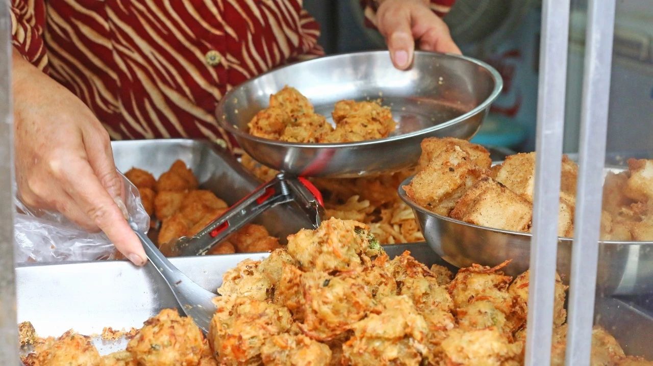 厦门八市菜市场隐藏的美食街,厦门美食店推荐前十名