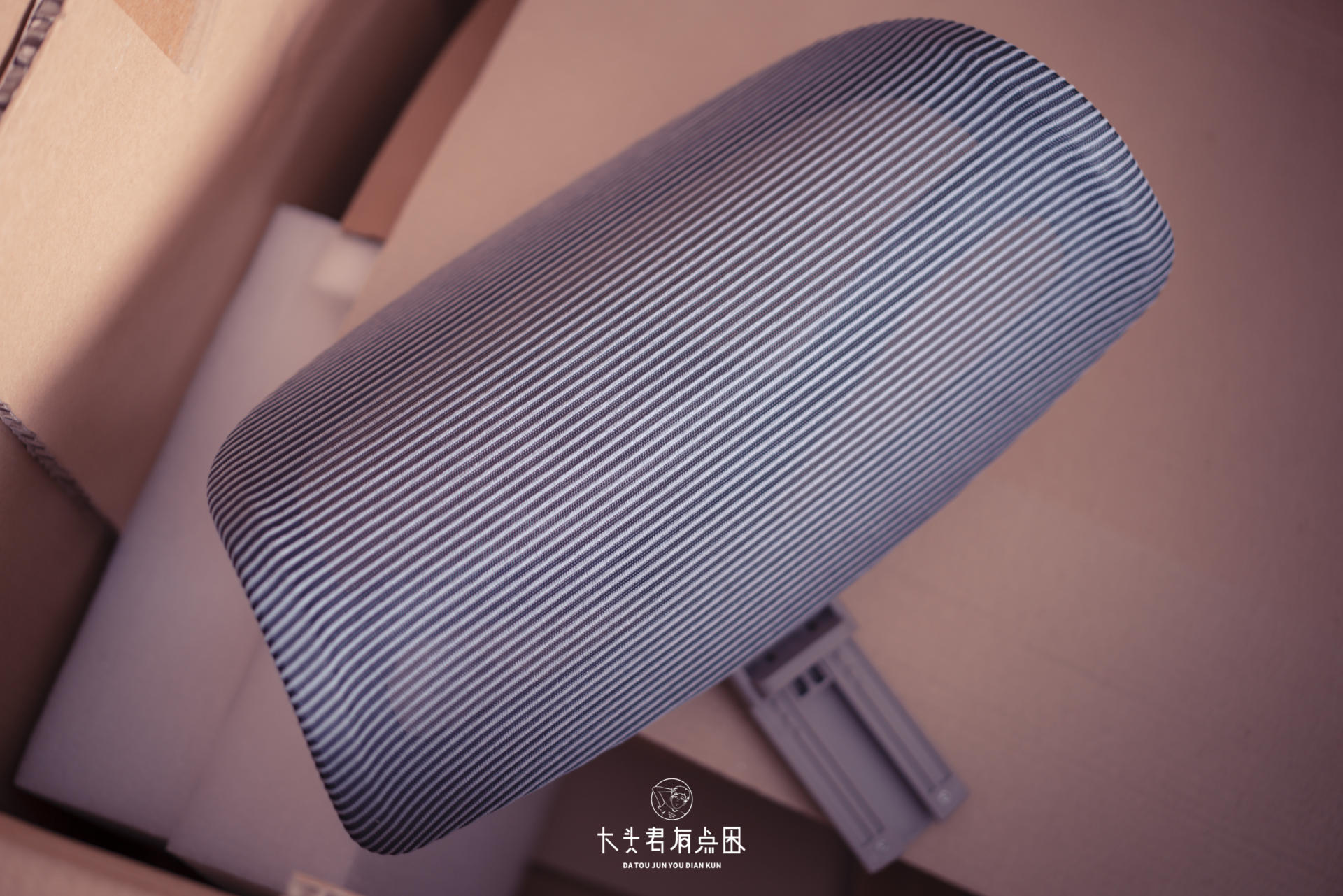 「大头君有点困」舒适再升级，网易3D悬挂腰靠人体工学椅使用感受