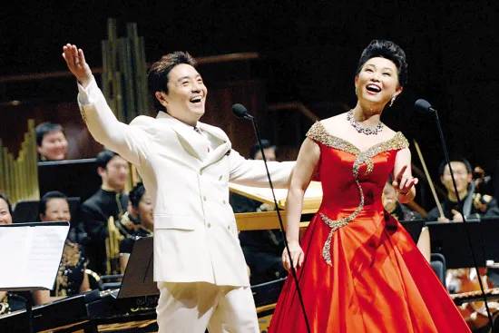 如何改善唱歌声音抖,唱歌如何让声音颤抖