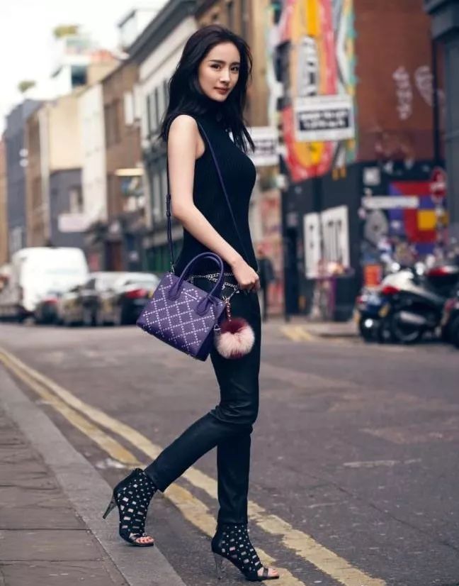 小ck值得买的几款包,别再买这些烂大街的潮牌