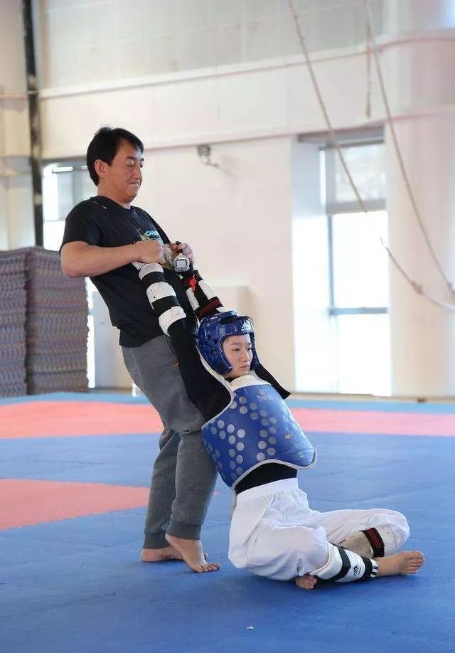 管健民怎么做好教练,金牌教练授教有方