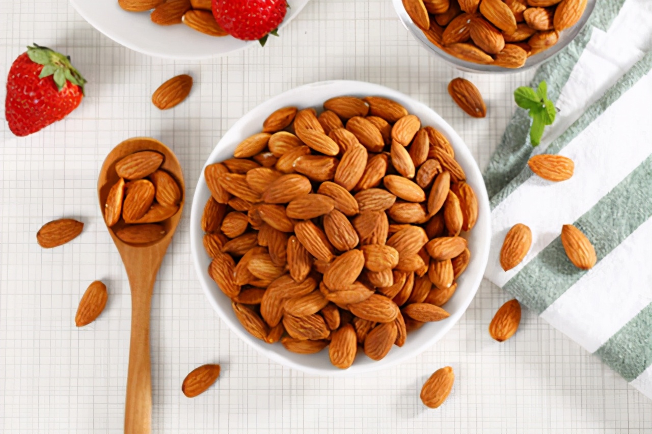 休闲食品店需要投资多少钱,一线城市小成本创业项目