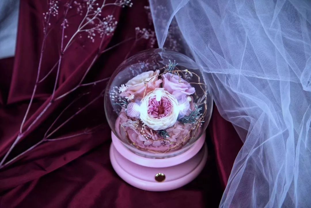 永生花一生只送最爱的人,永生花永恒的爱