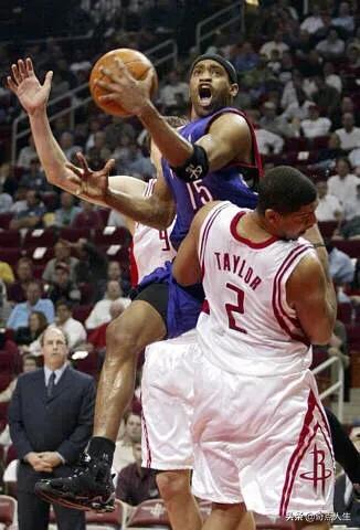 篮球比赛中有没有沉肩撞人犯规,篮球带球撞人和阻挡犯规如何界定