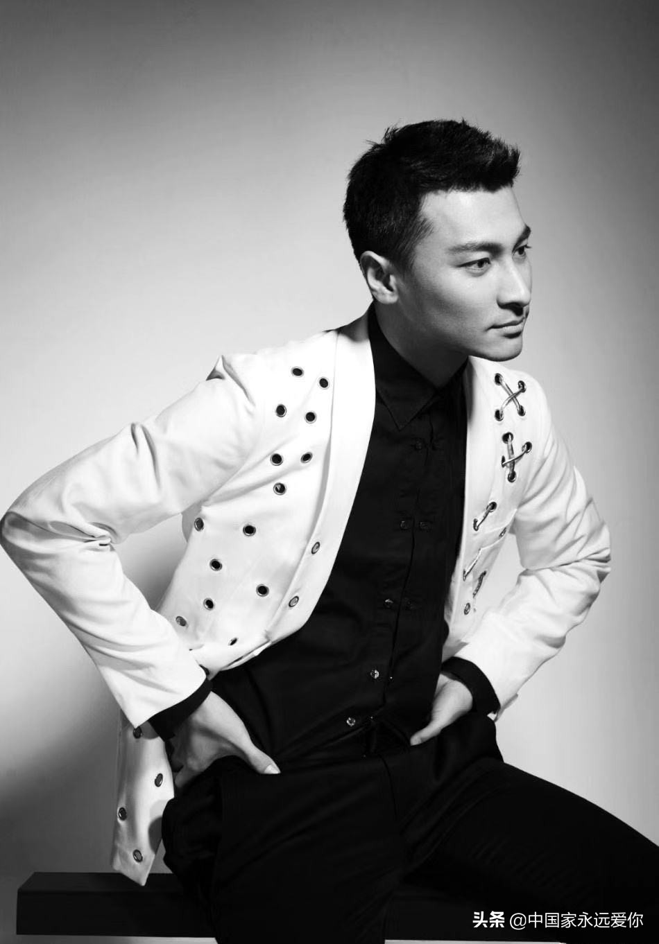 贺刚的作品,贺刚年轻时的视频